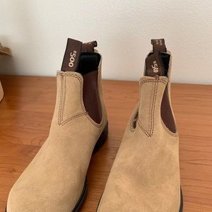Blundstone Suede Tan AUS 9.5 NIB